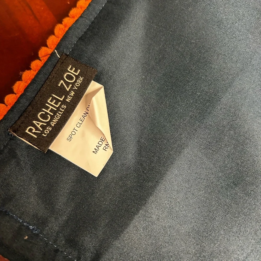 🆕- Set of 4 Tahari Home Placemats‎ with a Pumpkin and Floral Design Blue